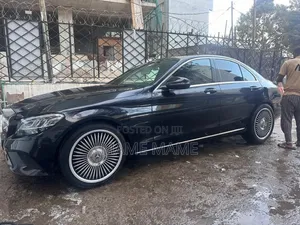 Mercedes-Benz C180 2021 Black