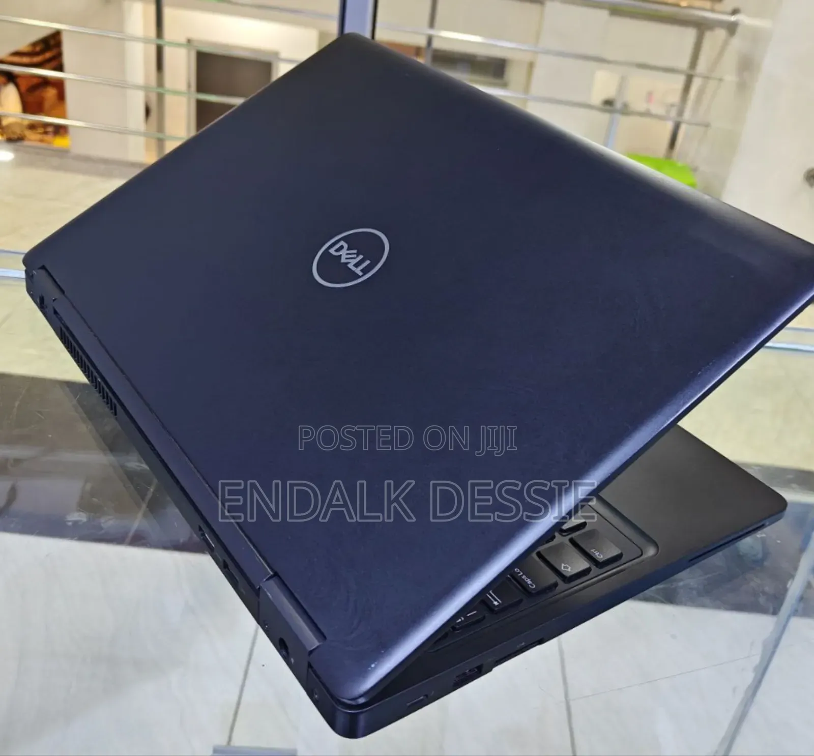 New Laptop Dell 8GB Intel Core I5 SSD 256GB