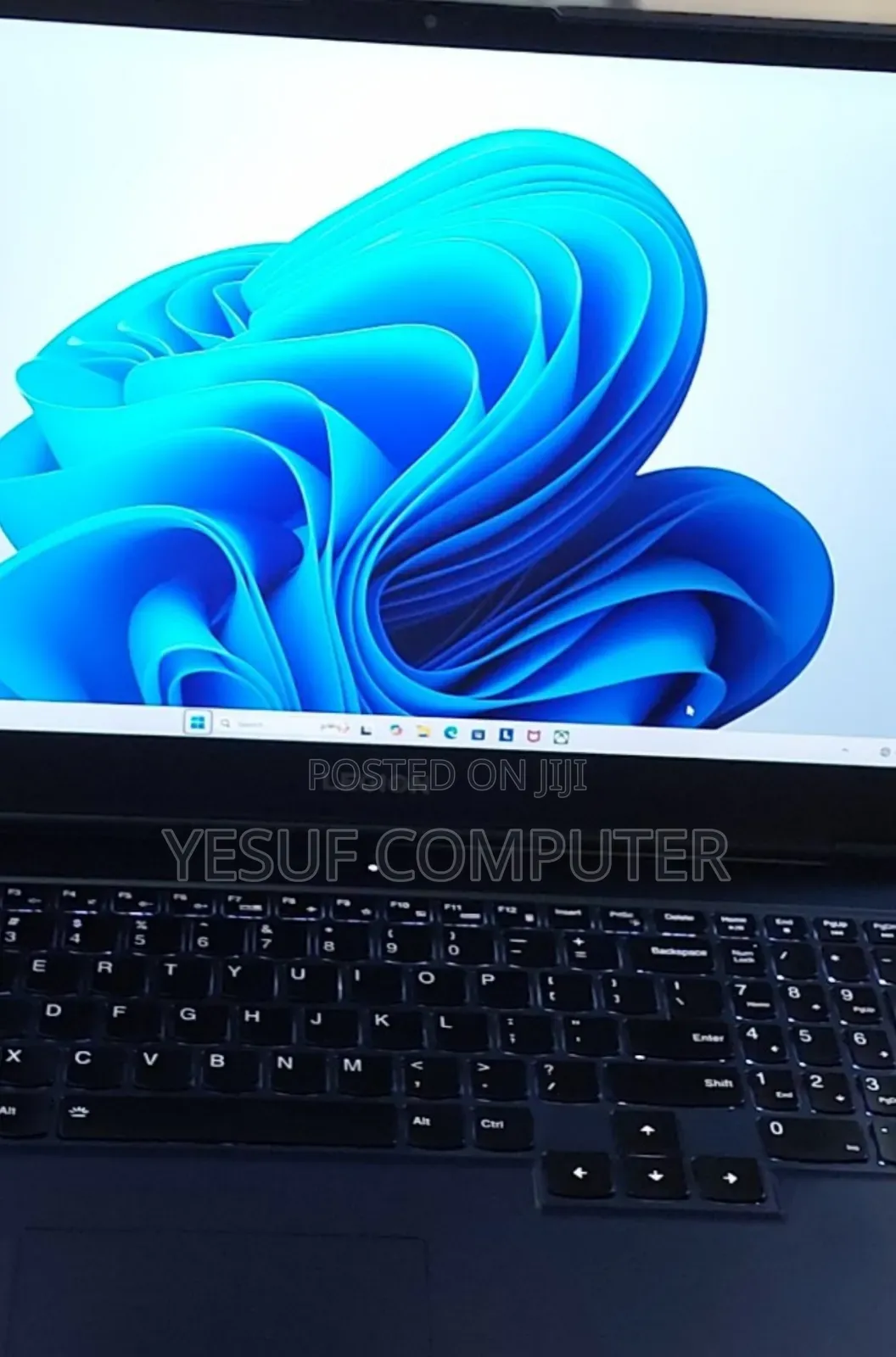 New Laptop Lenovo Legion 5 16GB AMD Ryzen 7 SSD 1T