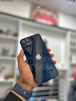 Photo - Apple iPhone 14 Plus 128 GB Blue