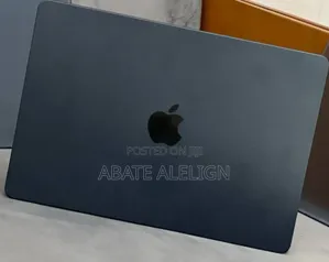 New Laptop Apple MacBook Air 2022 M2 8GB Intel Core I5 SSD 256GB