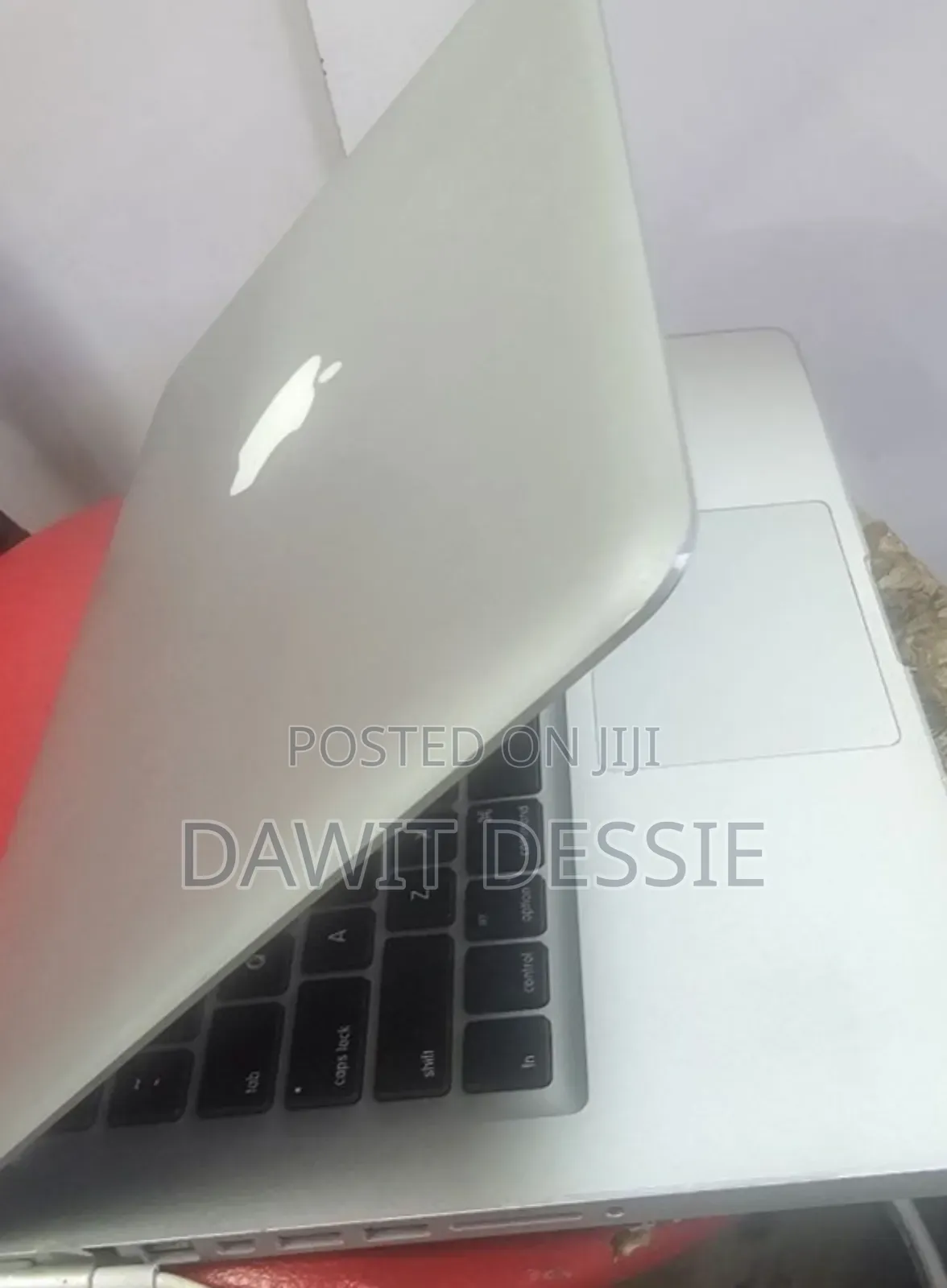 New Laptop Apple MacBook Pro 2010 8GB Intel Core I5 SSD 1T