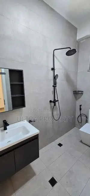 3bdrm Apartment in Bole for rent