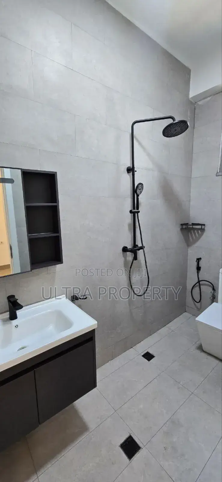 3bdrm Apartment in Bole for rent