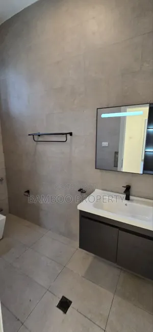 3bdrm Apartment in Bole for rent