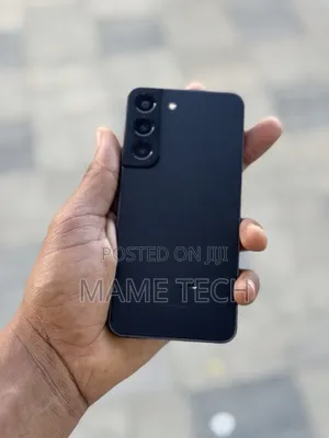 New Samsung Galaxy S22 5G 128 GB Black