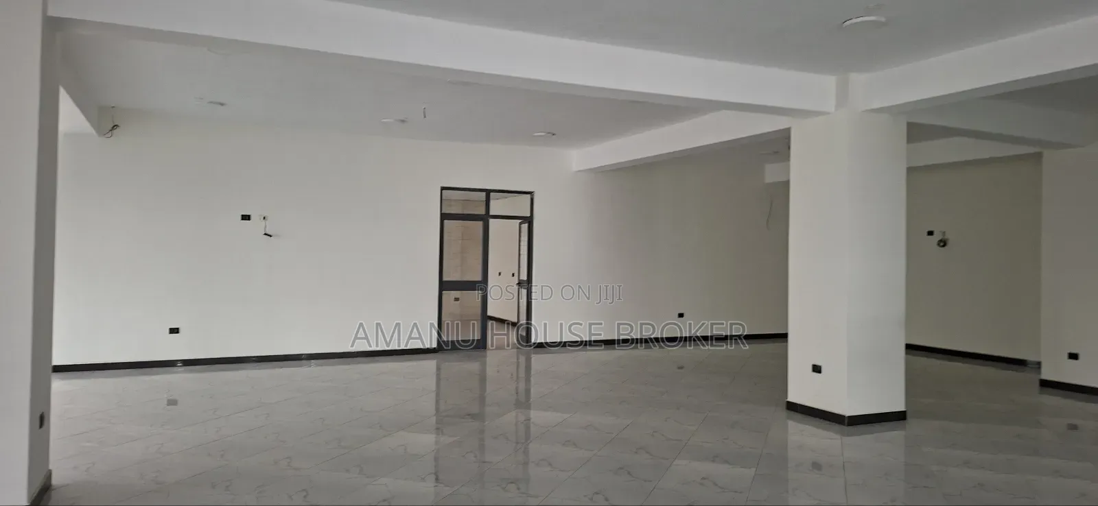 አስቸኳይ የሚከራይ ለካፌ እና for the Restaurant 4ኛ ፎቅ ላይ 430sqm በ494,500birr