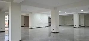 አስቸኳይ የሚከራይ ለካፌ እና for the Restaurant 4ኛ ፎቅ ላይ 430sqm በ494,500birr