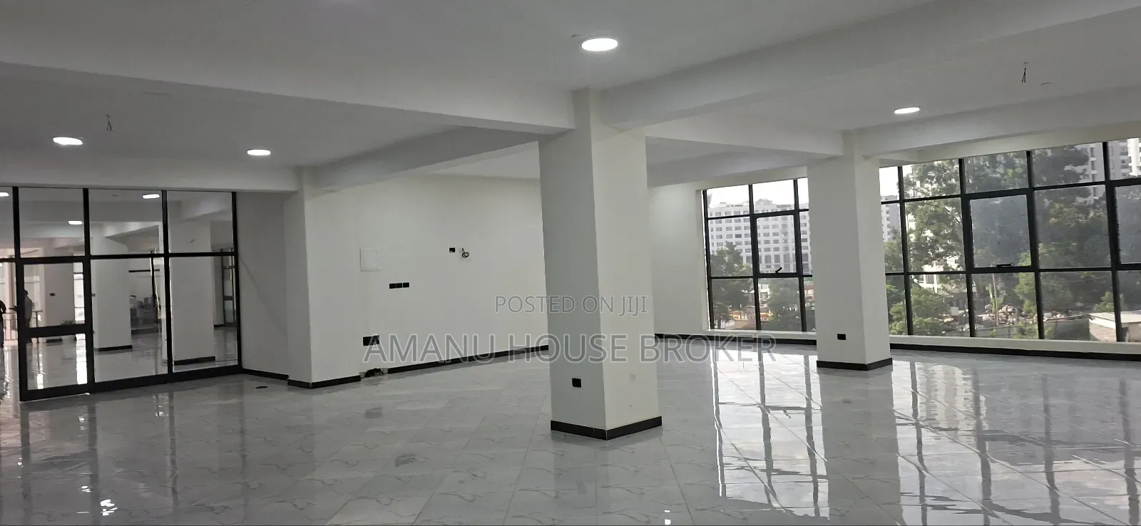 አስቸኳይ የሚከራይ ለካፌ እና for the Restaurant 4ኛ ፎቅ ላይ 430sqm በ494,500birr