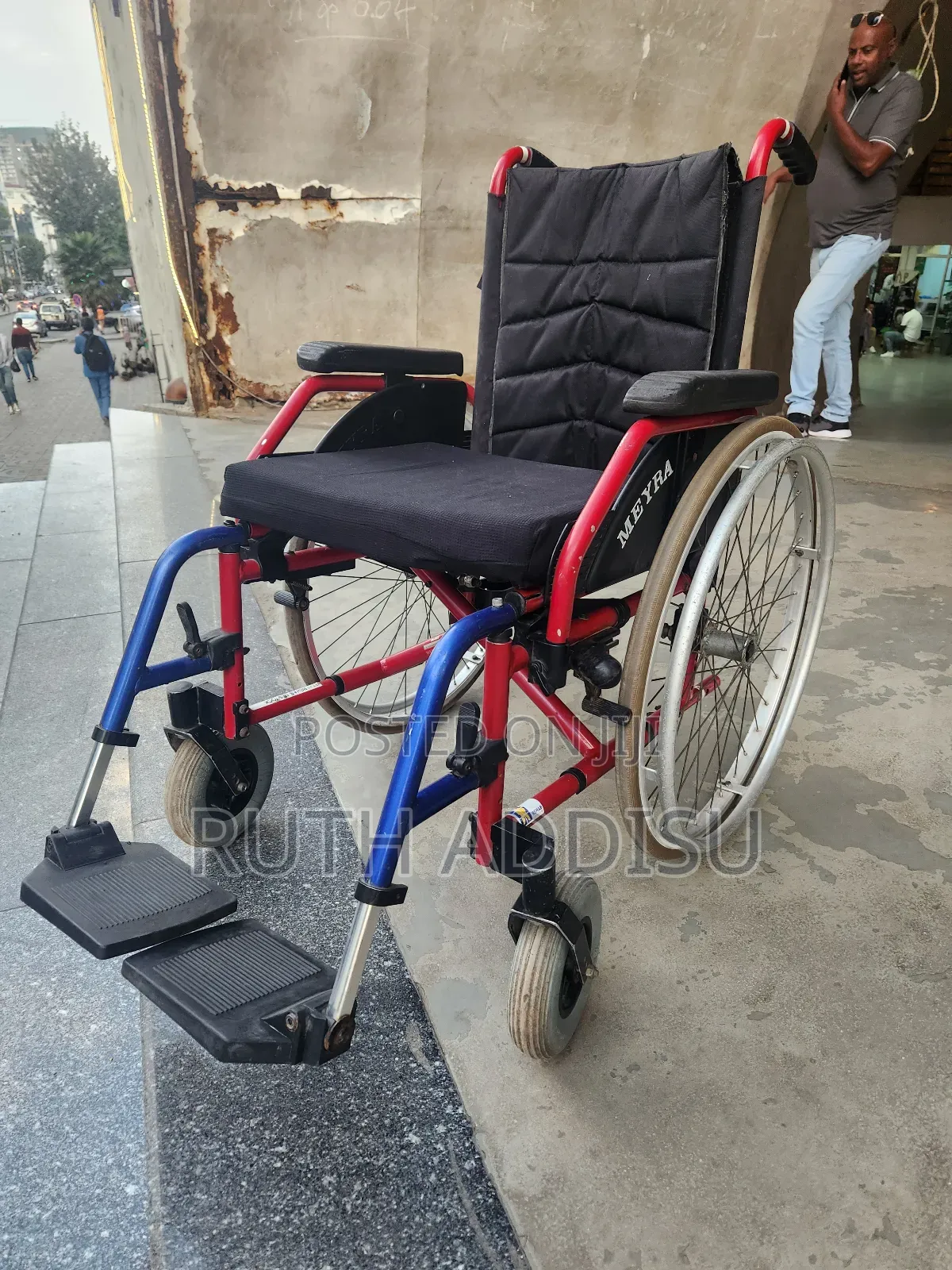 Foldable Wheelchair較大wheelchair廾你wheelchair延誤wheelchair重點wheelchair