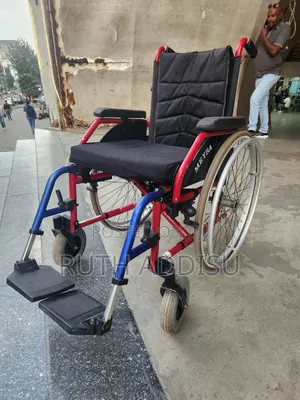Foldable Wheelchair較大wheelchair廾你wheelchair延誤wheelchair重點wheelchair