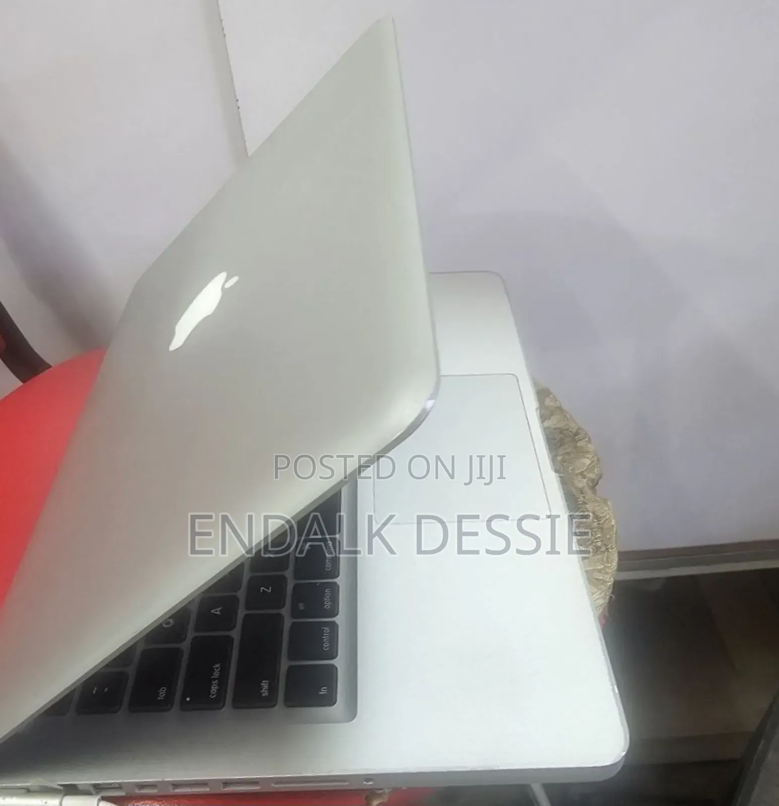 New Laptop Apple MacBook 2010 8GB Intel Core I5 HDD 1T