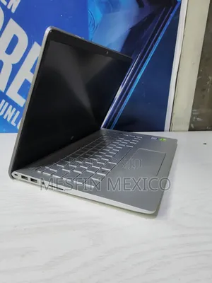 Laptop HP Pavilion 15 8GB Intel Core I5 HDD+SSD 640GB