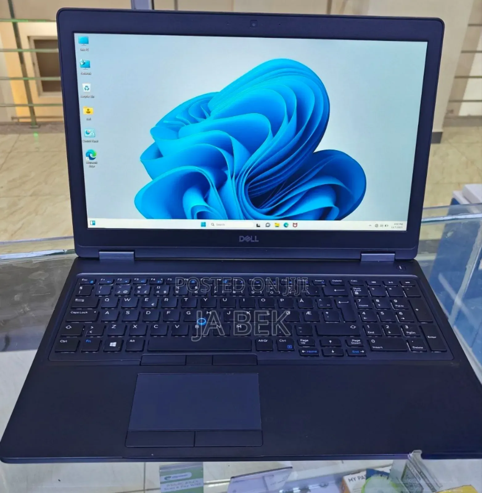 New Laptop Dell Latitude 5310 8GB Intel Core I5 SSD 256GB