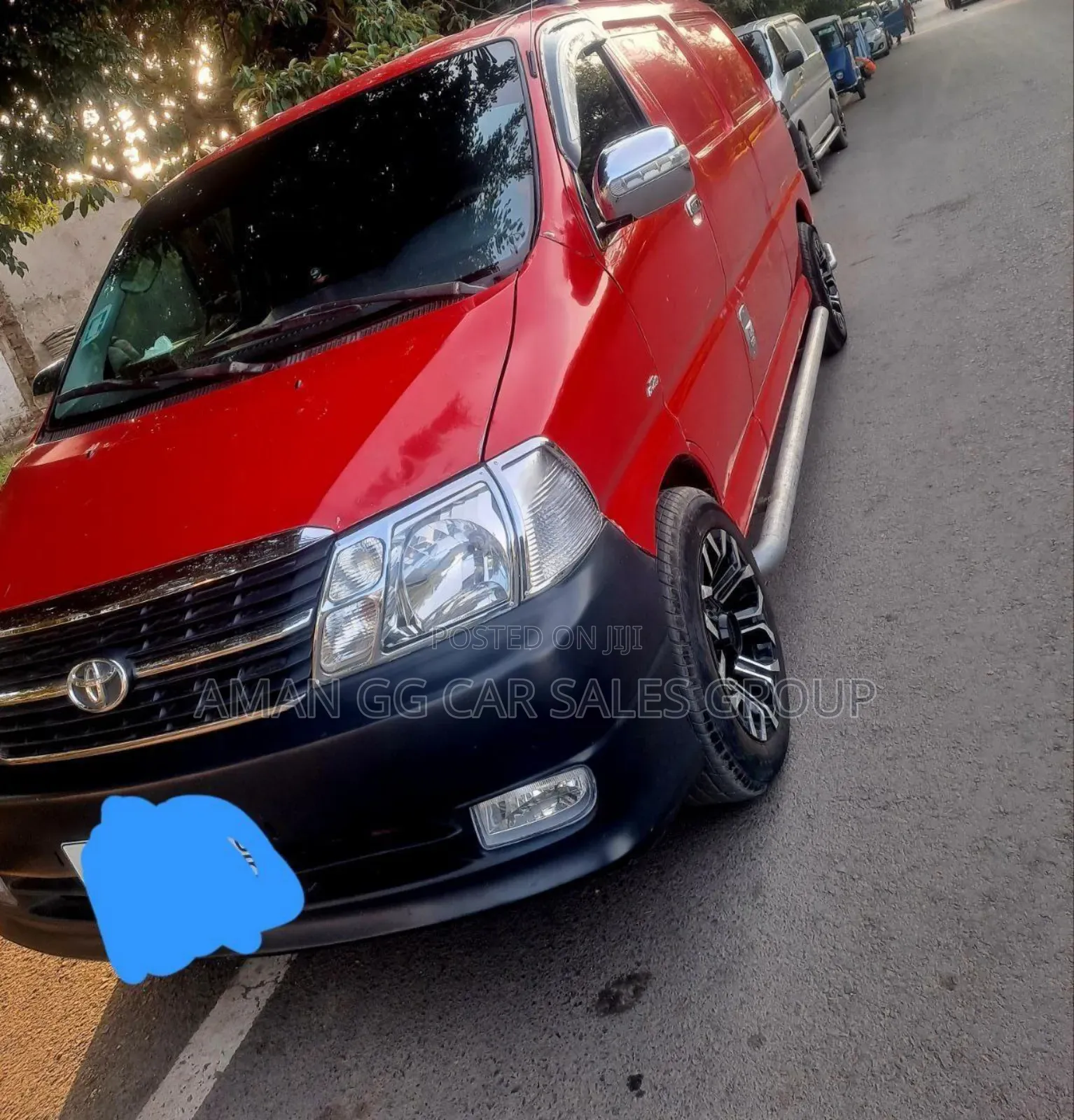 Toyota HiAce 2008 Red