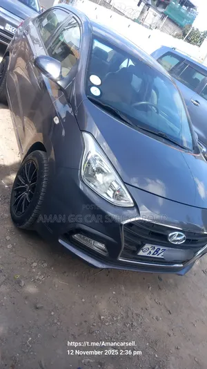 Photo - Hyundai I10 2020 Gray