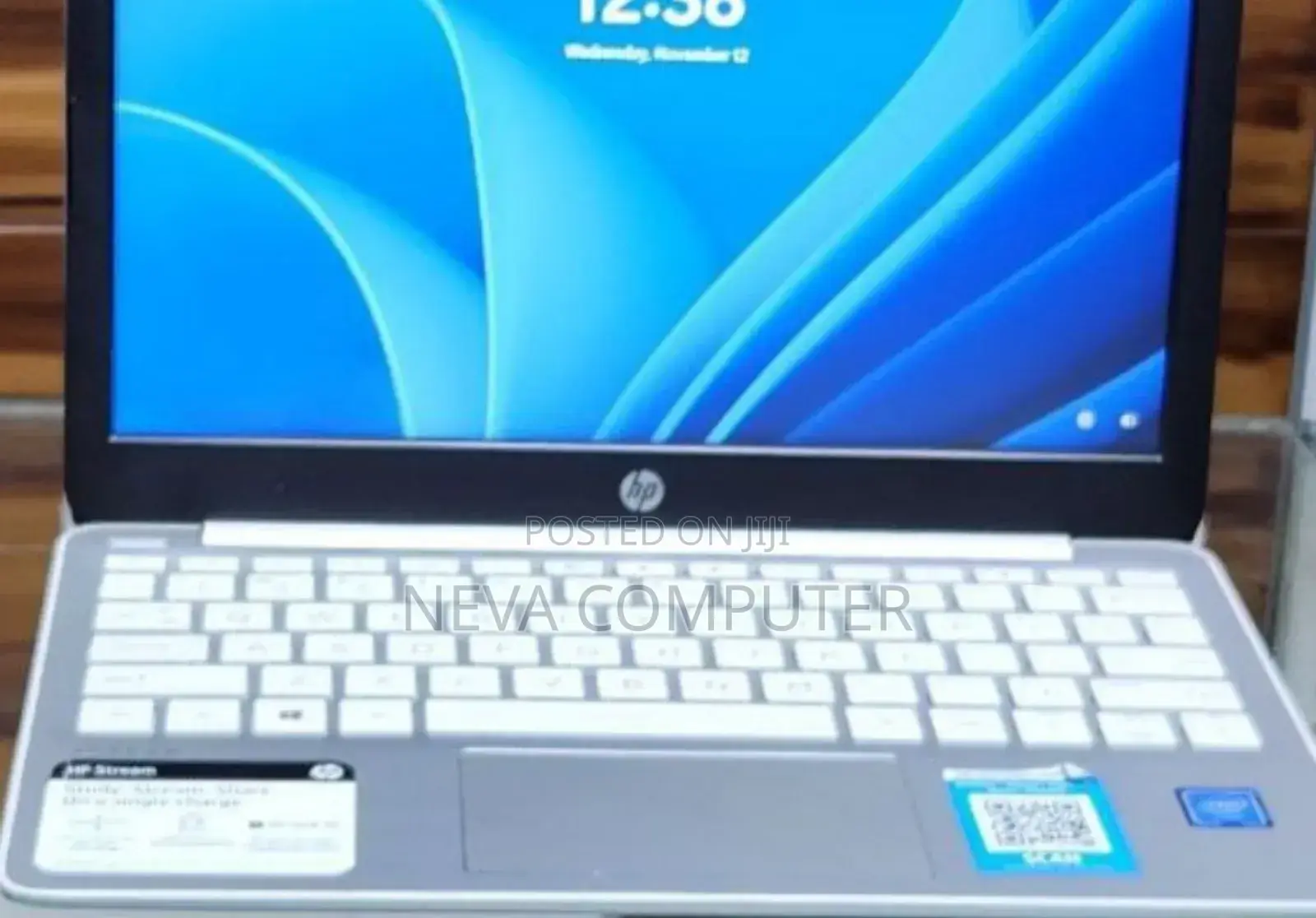 New Laptop HP Stream Notebook 4GB Intel Core I5 SSD 640GB