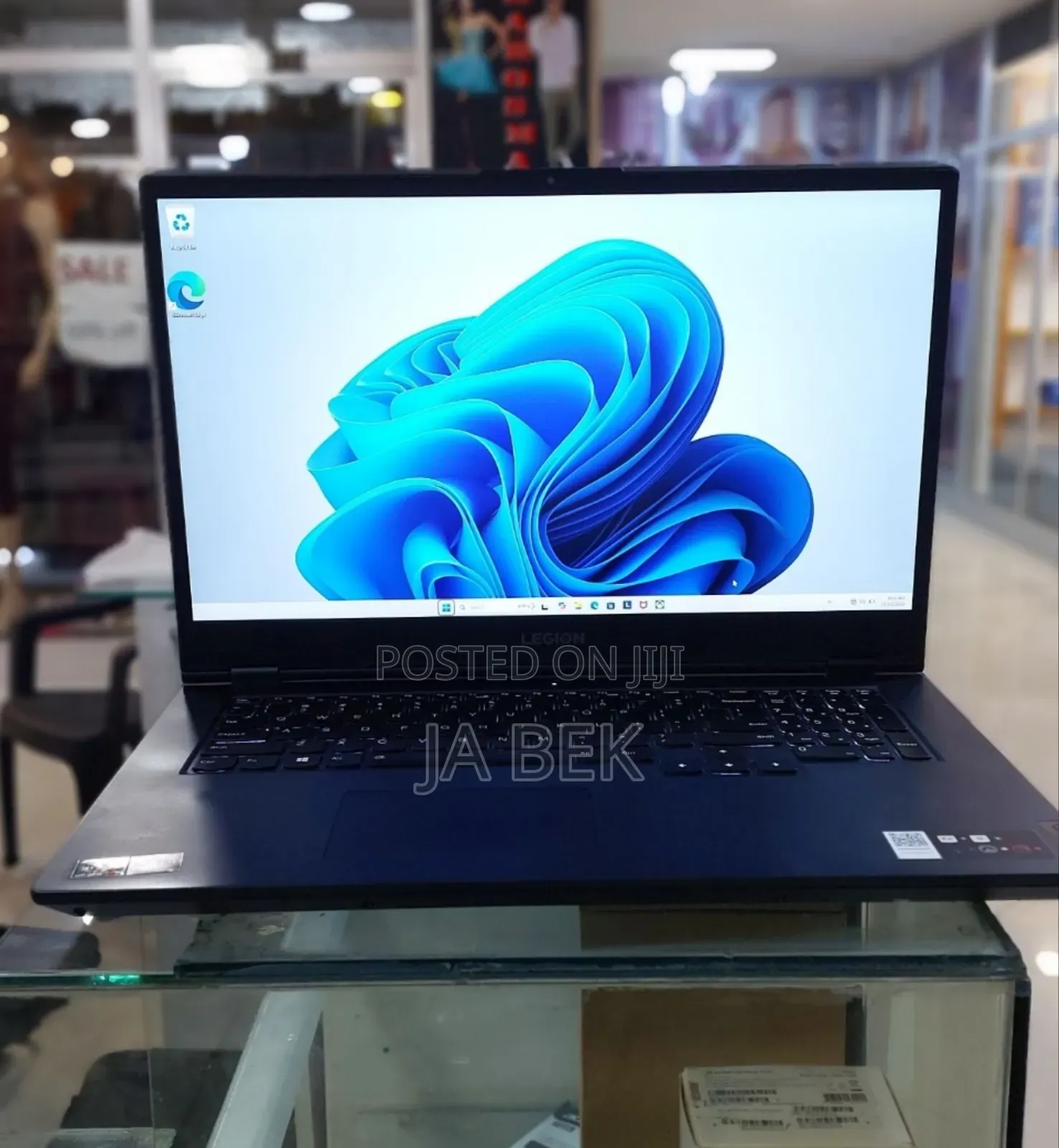 New Laptop Lenovo Legion 5 16GB AMD Ryzen 7 SSD 1T