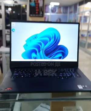 New Laptop Lenovo Legion 5 16GB AMD Ryzen 7 SSD 1T