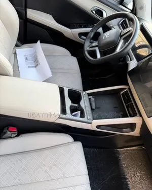 BYD Yuan Up 2025 Ivory