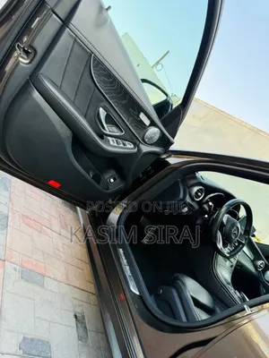 Mercedes-Benz C200 2015 Brown