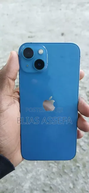 Photo - Apple iPhone 13 128 GB Blue