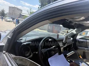 Toyota Tacoma 2020 Gray