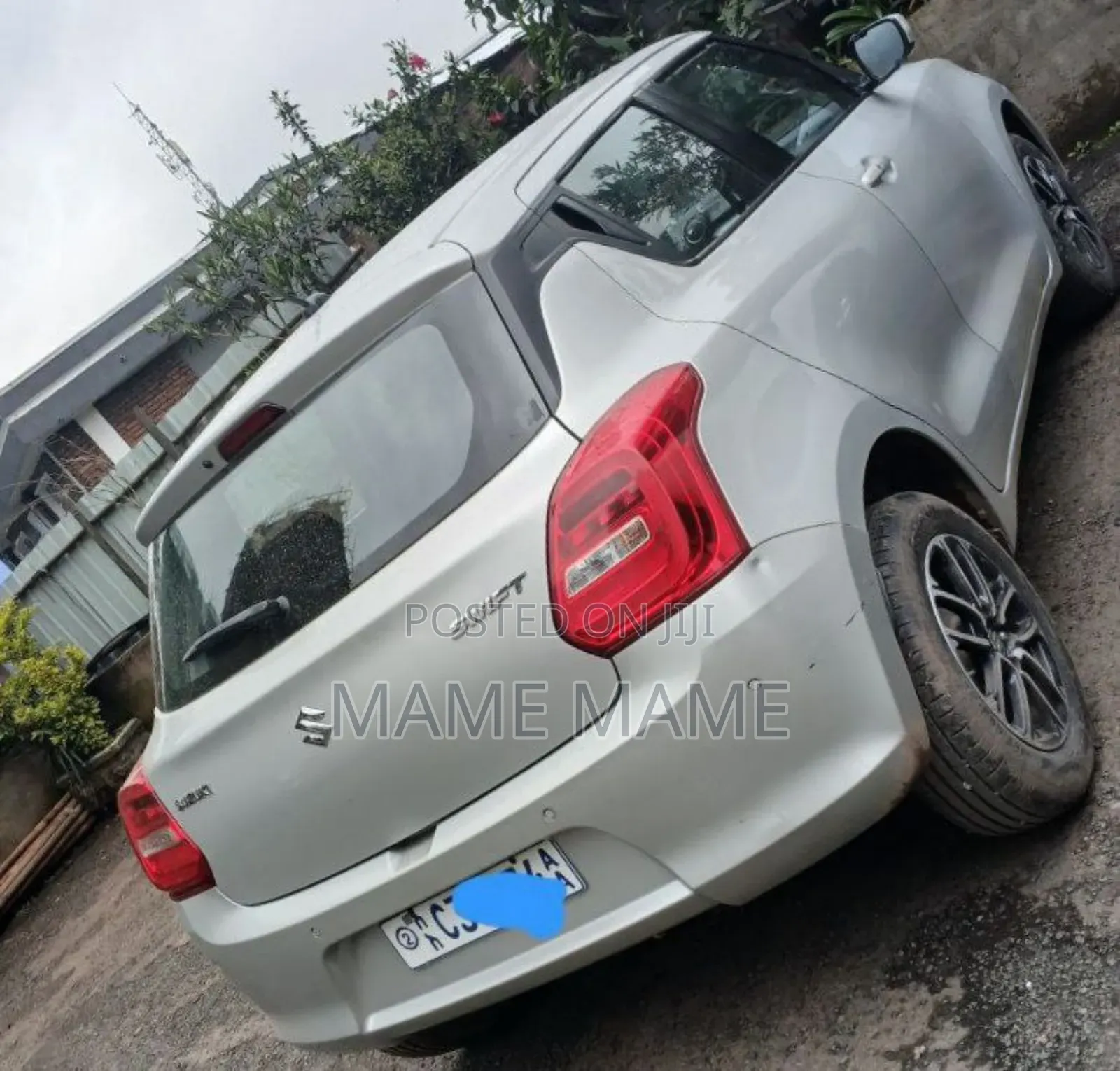 Suzuki Swift 2022 Silver