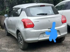 Suzuki Swift 2022 Silver