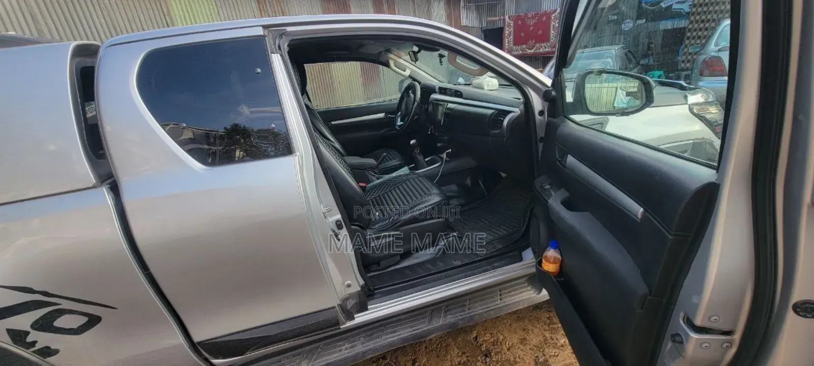 Toyota Hilux 2019 Gray