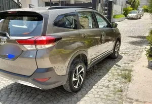 Toyota Rush 2022 Gray