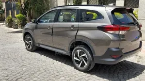 Toyota Rush 2022 Gray