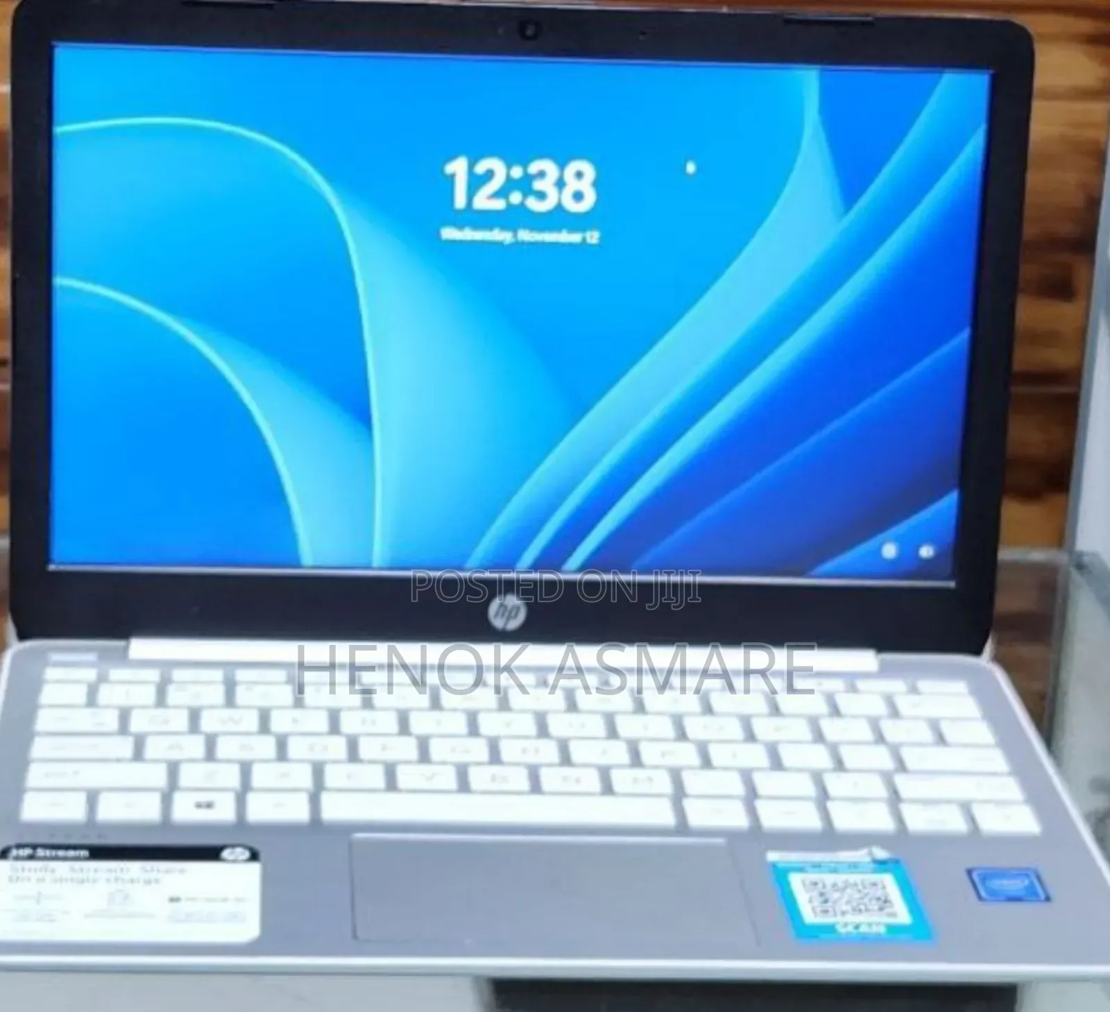 New Laptop HP Stream Notebook 4GB SSD 60GB