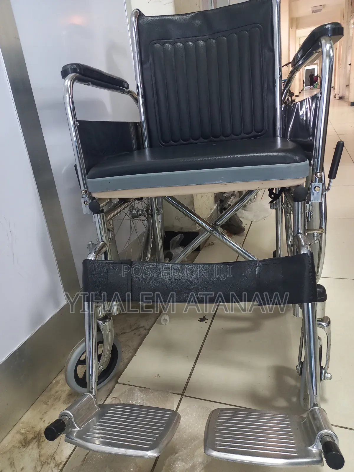 2-in-1 Commode Wheelchair – For Bathroom and Mobility Use