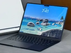 New Laptop Apple MacBook Air 2022 M2 16GB SSD 512GB