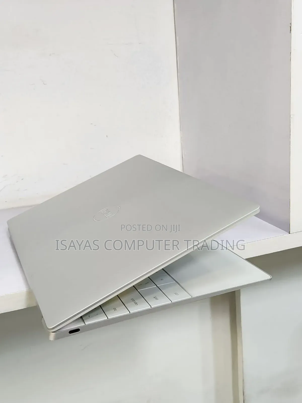 New Laptop Dell XPS 13 32GB Intel Core I7 SSD 512GB