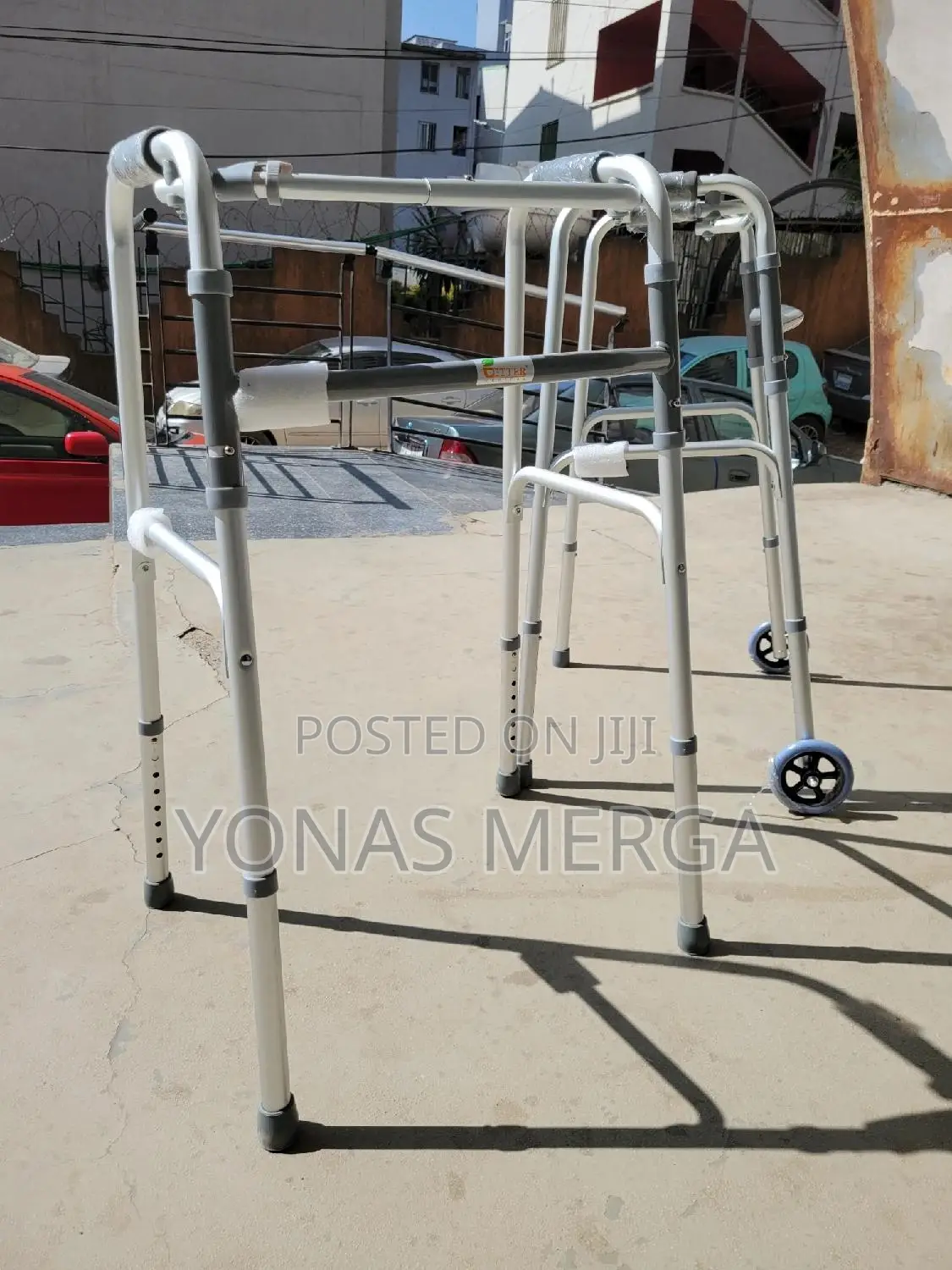 Walking Aid斗底walker||Walker三三maximum Weight Limit of 158 Kg.