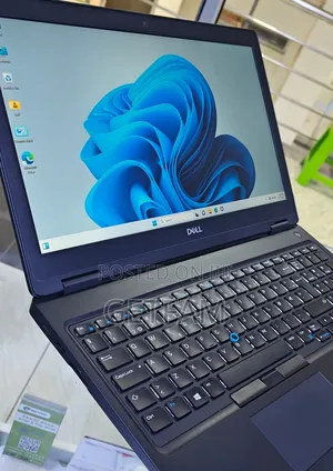 New Laptop Dell Latitude 5310 8GB Intel Core I5 SSD 256GB