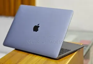 New Laptop Apple MacBook Pro 2019 16GB Intel Core I5 SSD 256GB
