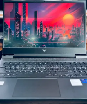 New Laptop HP Victus 16 16GB Intel Core I7 SSD 512GB