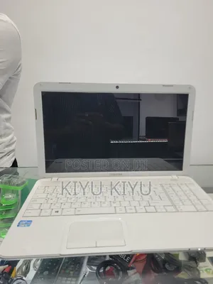 Photo - Laptop Toshiba Satellite C55 8GB Intel Core I5 HDD 500GB