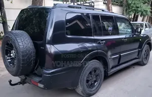 Mitsubishi Pajero 2006 Black