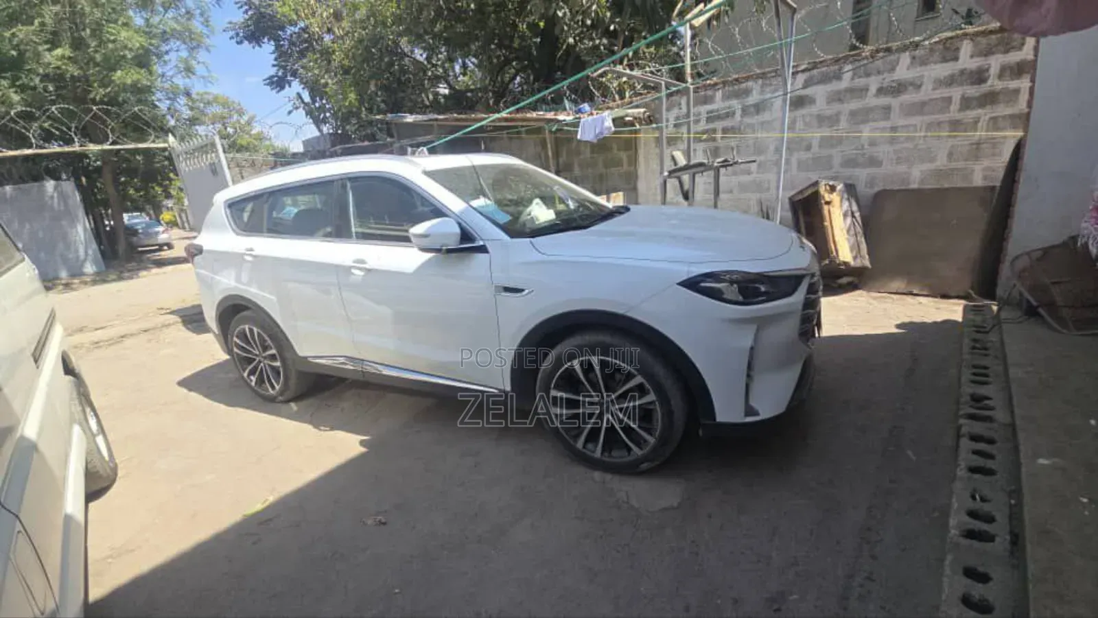 Jetour X70 Plus 2022 White