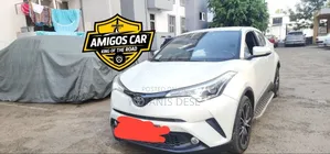 Photo - Toyota C-HR 2020 White