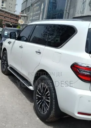 Nissan Patrol 2016 White