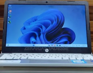 New Laptop HP Stream Notebook 4GB Intel Core 2 Quad SSD 60GB