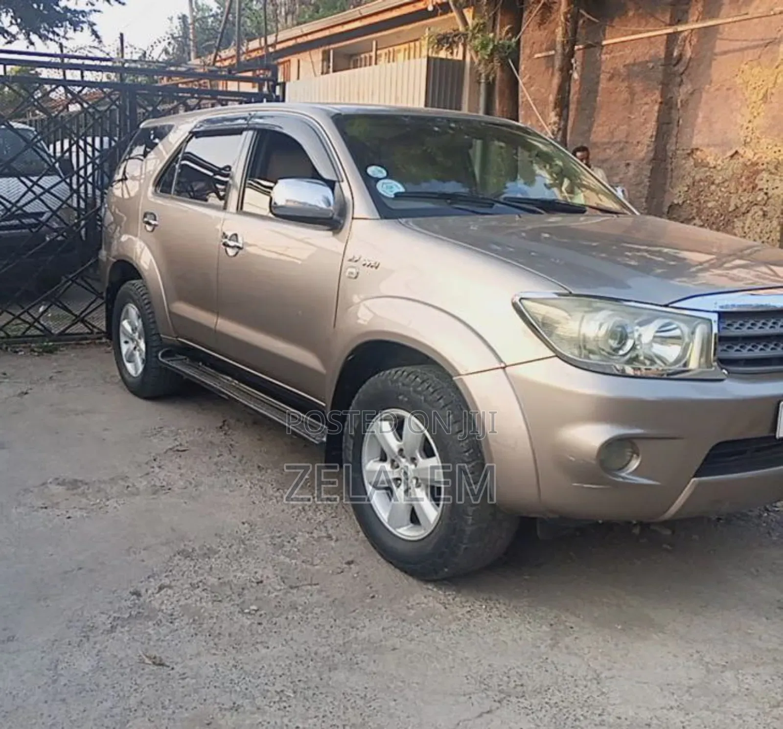 Toyota Fortuner 2009 Gray