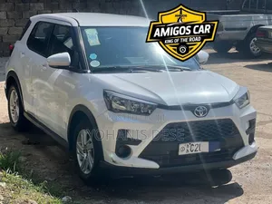 Photo - Toyota Raize 2022 White