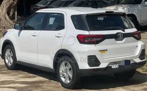 Toyota Raize 2022 White