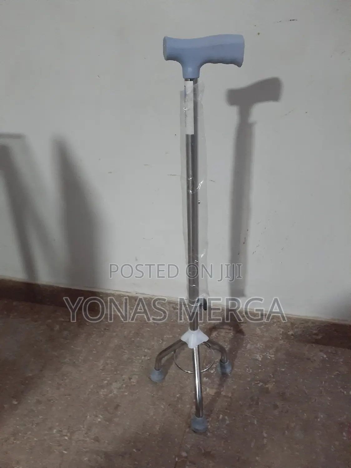 Aluminum Cane睞郾four-Foot Base Design – Provides Enhanced Stability9